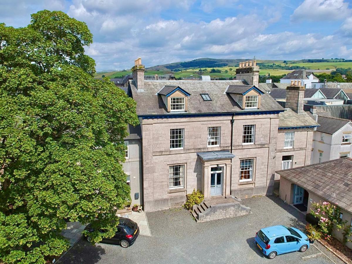 Beautiful Cottage In The Heart Of Kendal Exteriör bild